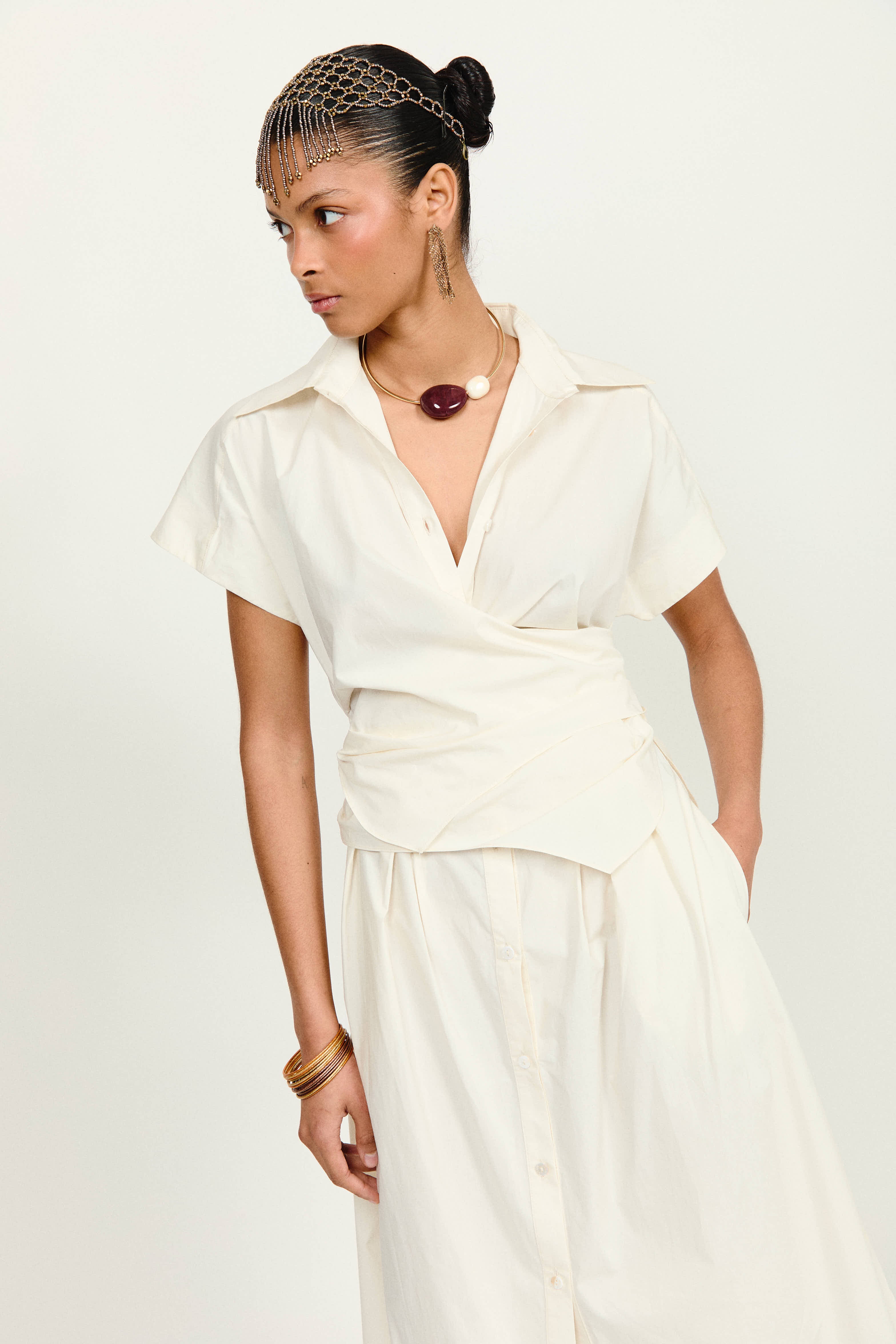 VESTIDO UMA CRUDO