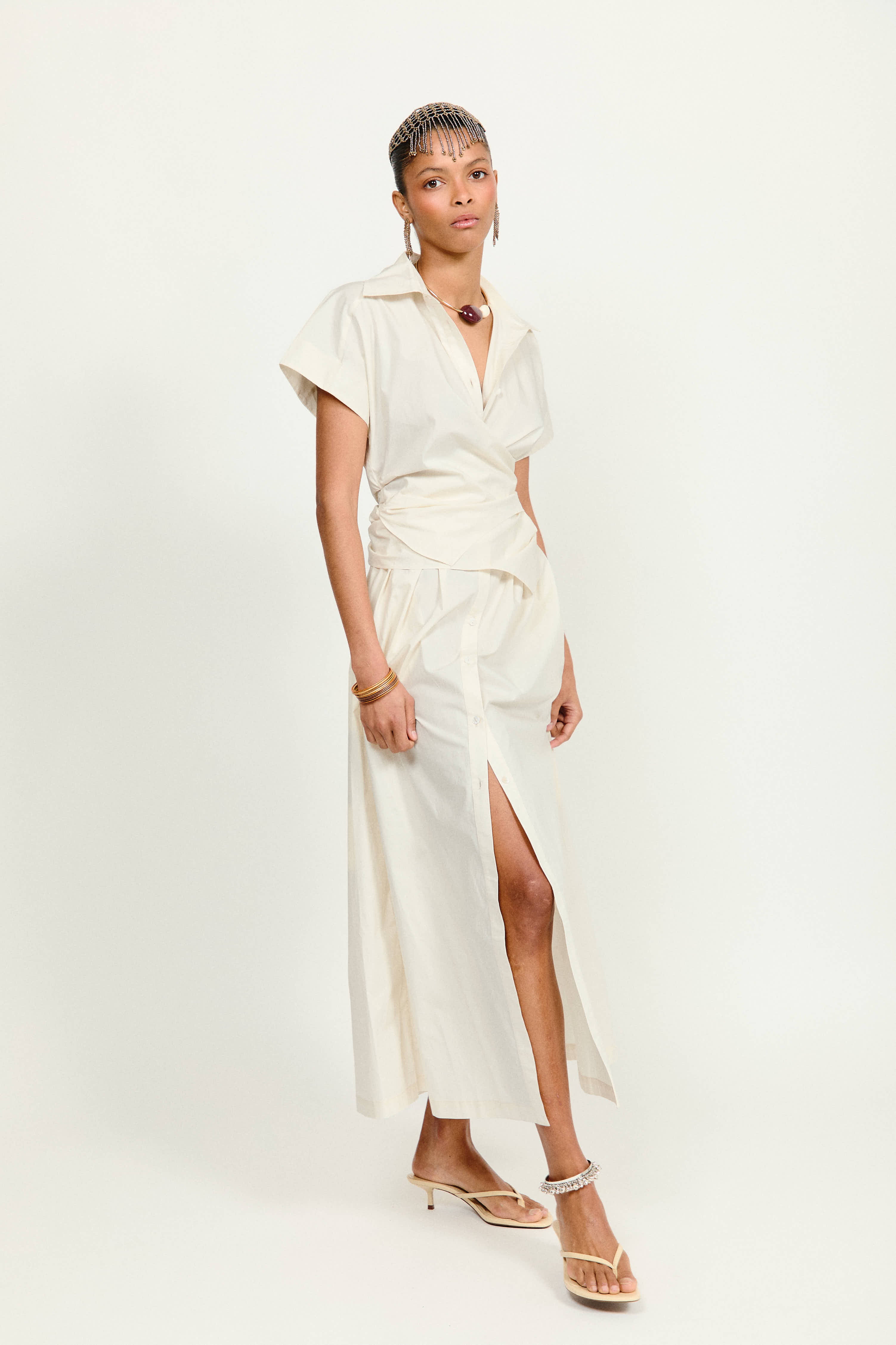 VESTIDO UMA CRUDO