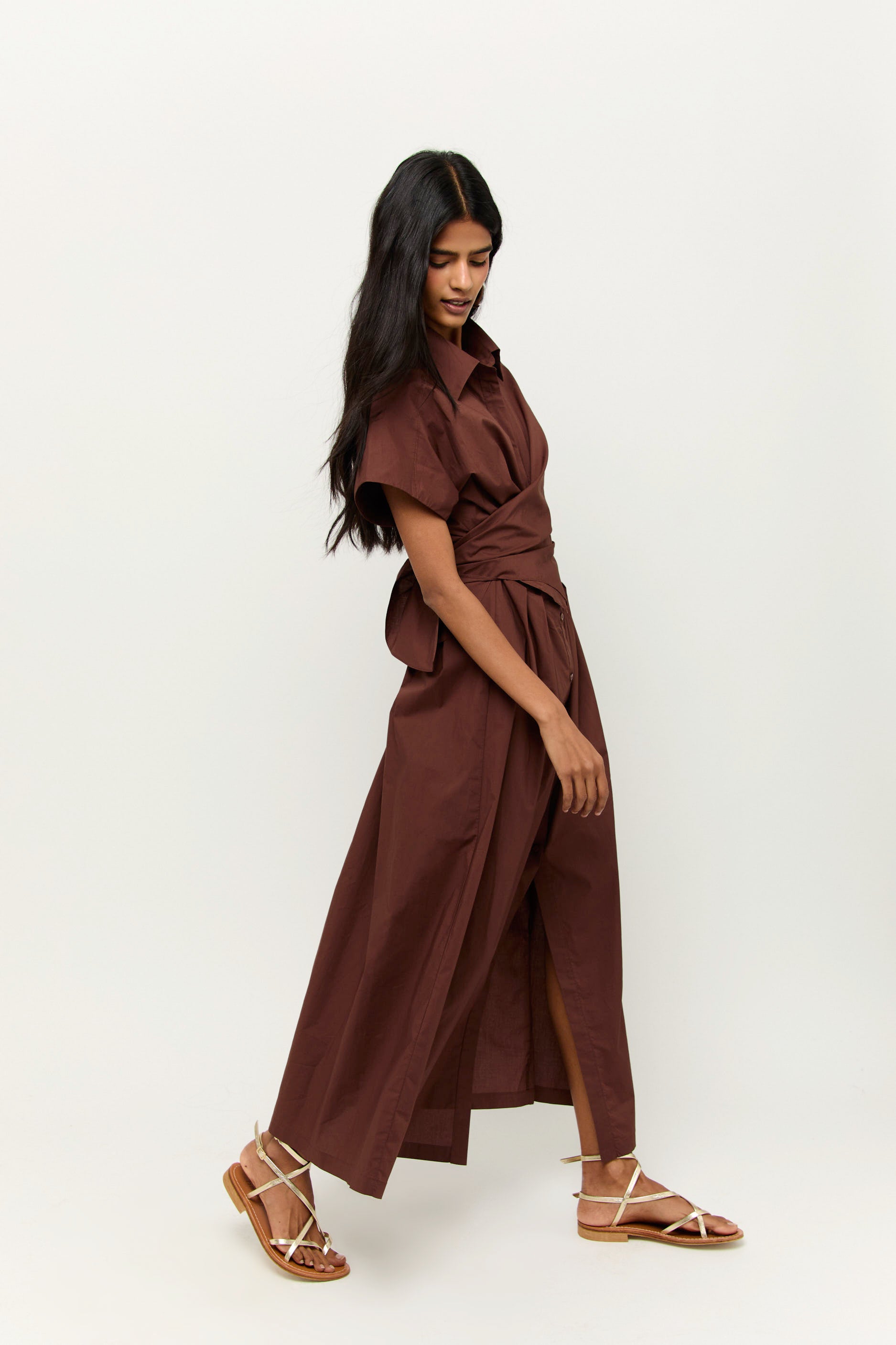 VESTIDO UMA MARRÓN