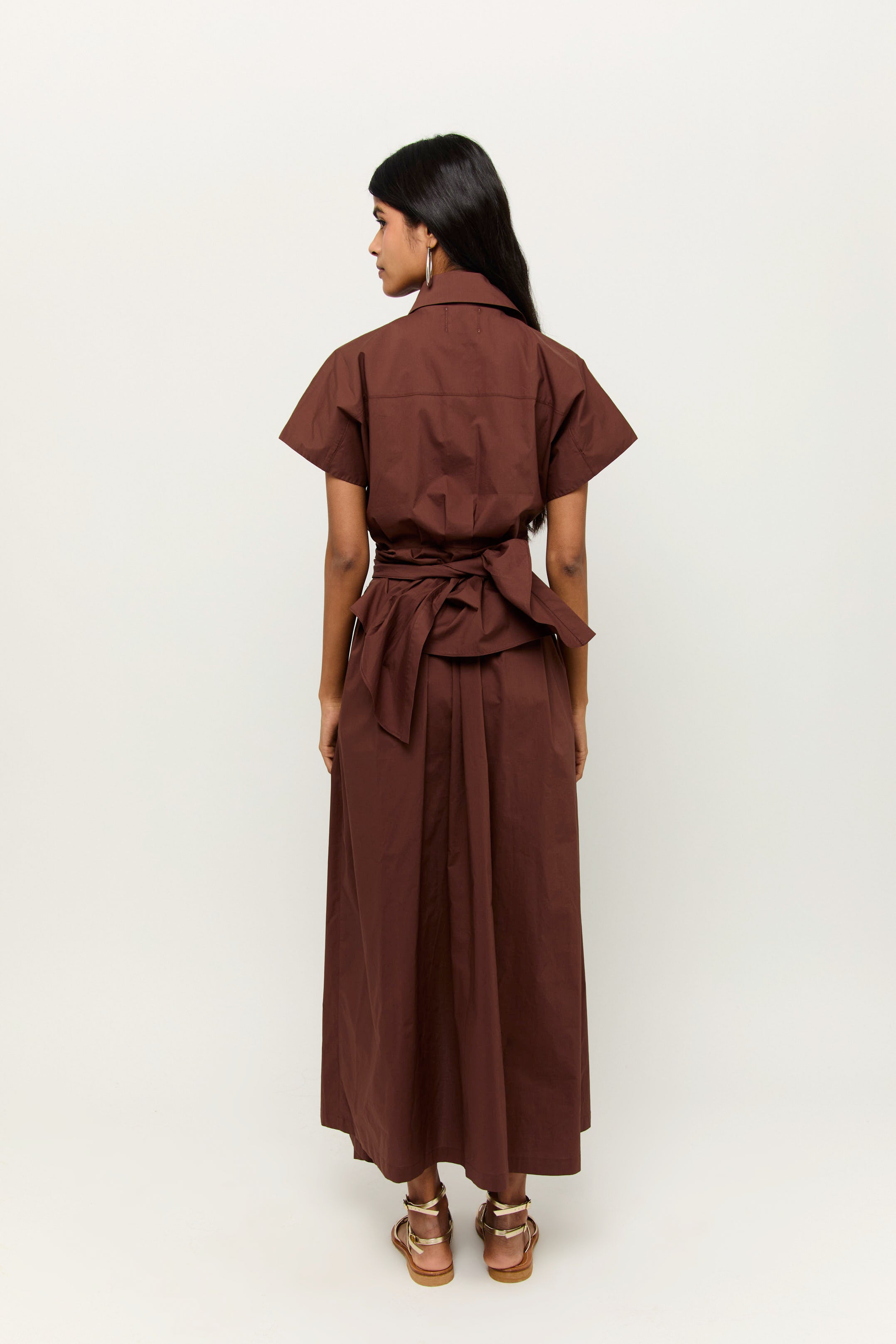 VESTIDO UMA MARRÓN