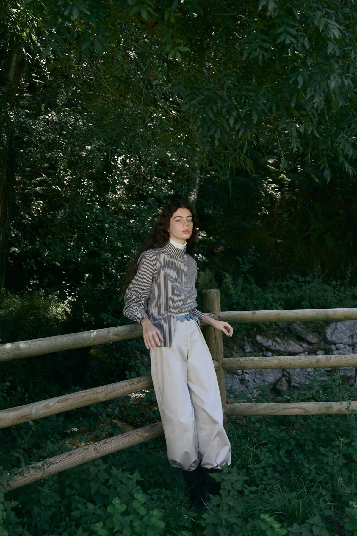 CITY ECRU TROUSERS