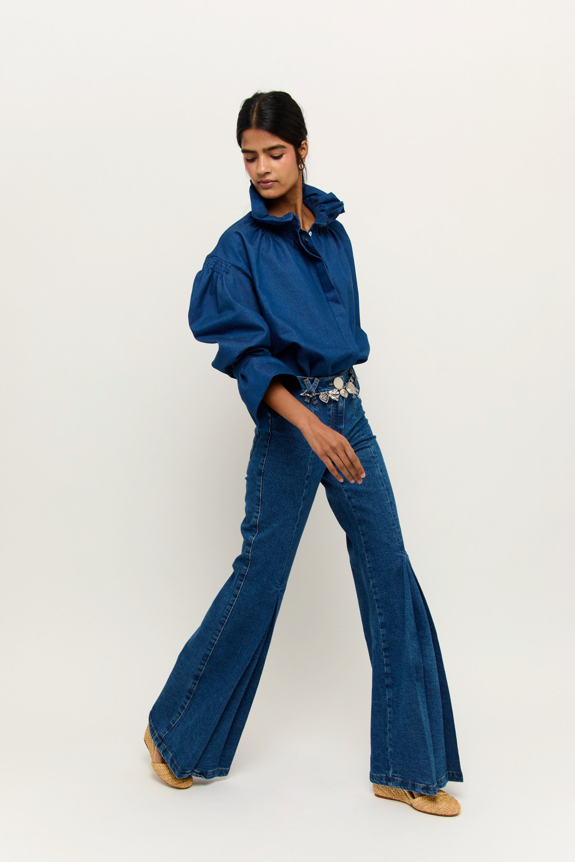 PANTALÓN AVEDON DENIM - RECOMENDAMOS UNA TALLA MÁS DE LA HABITUAL