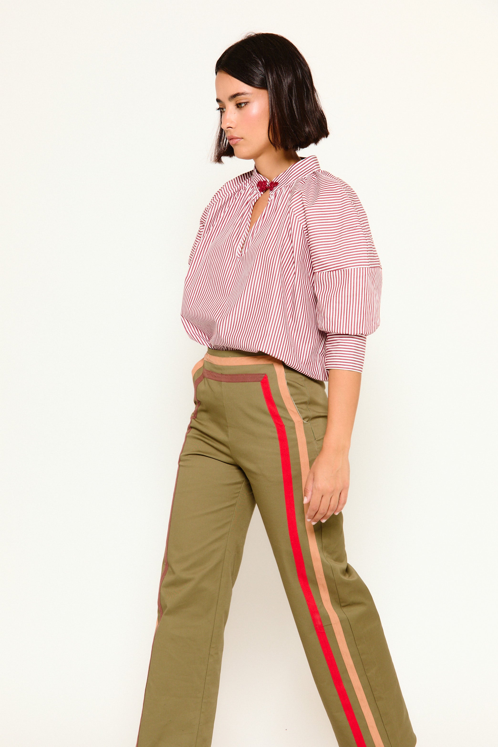 PANTALÓN BIBI KAKI