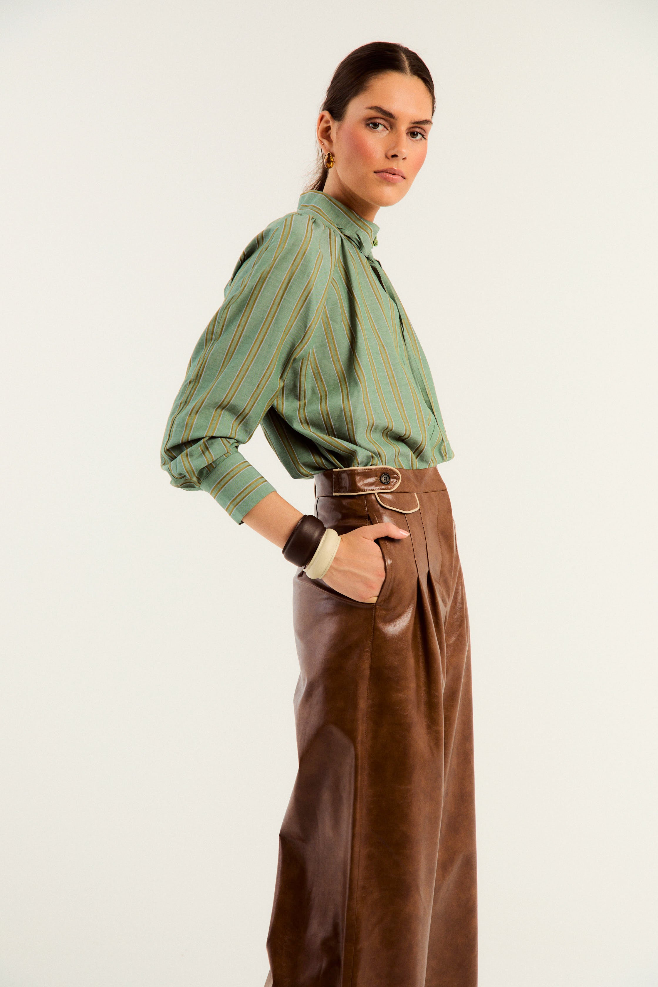 PANTALÓN BAYONA POLIPIEL