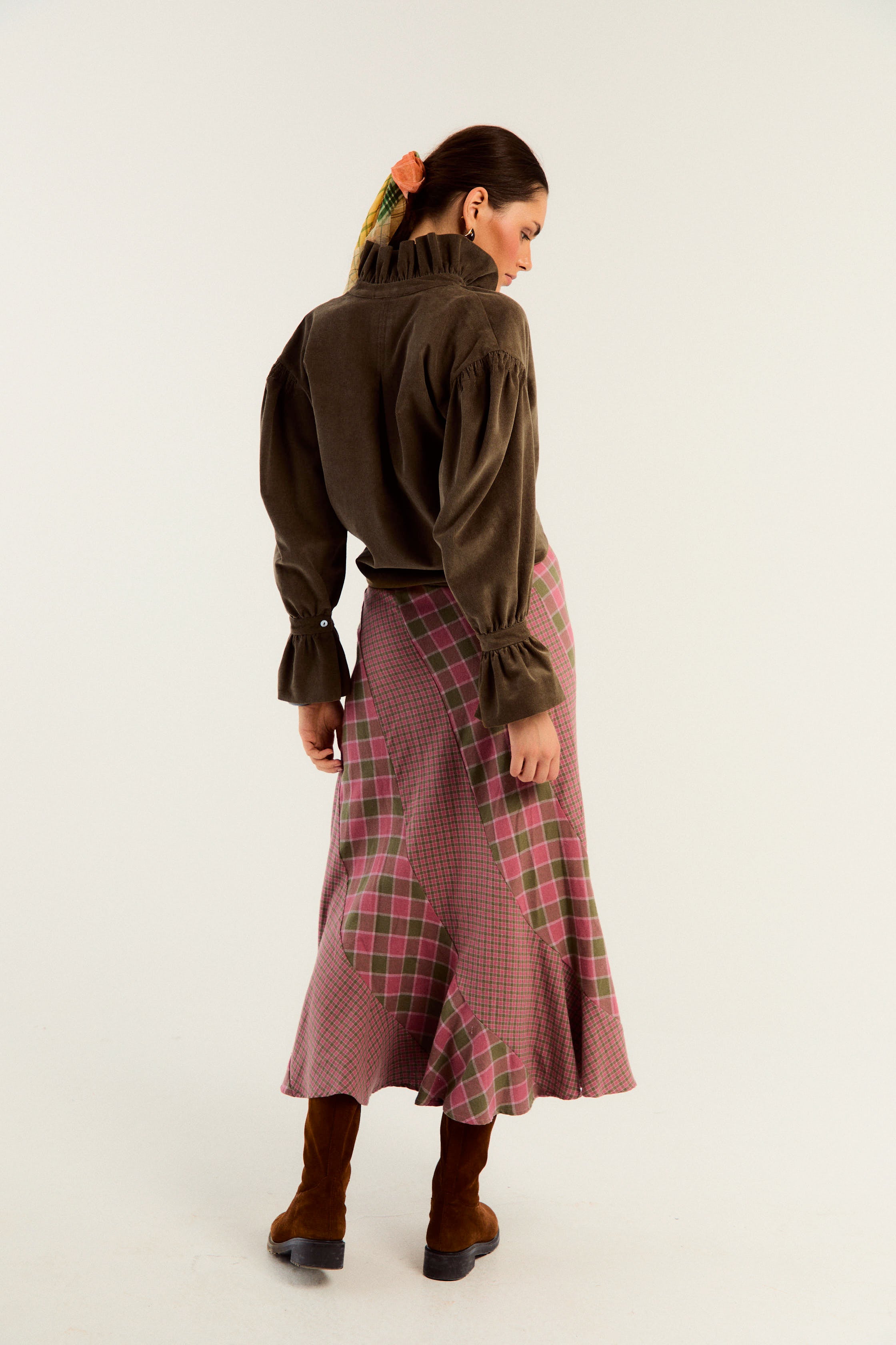 FALDA GILDA CUADROS ROSA Y KAKI